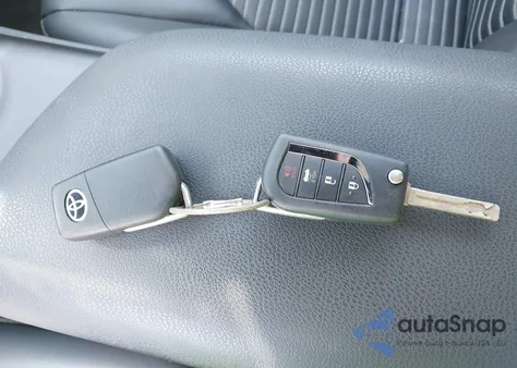 2023 Toyota Camry Se Night Shade z USA, uszkodzony, nr VIN 4T1G11AK9PU802918